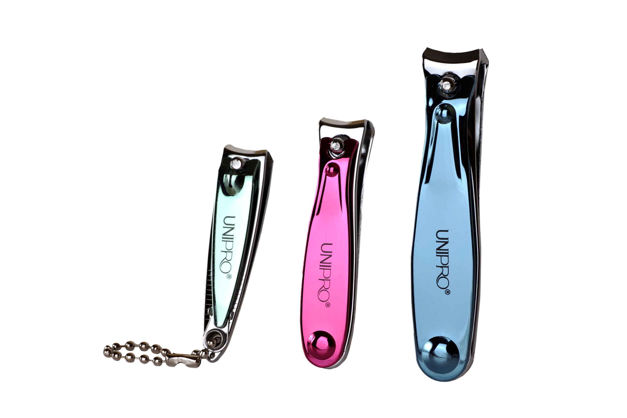 3 مقصات أظافر بكرت بألوان مختلفة